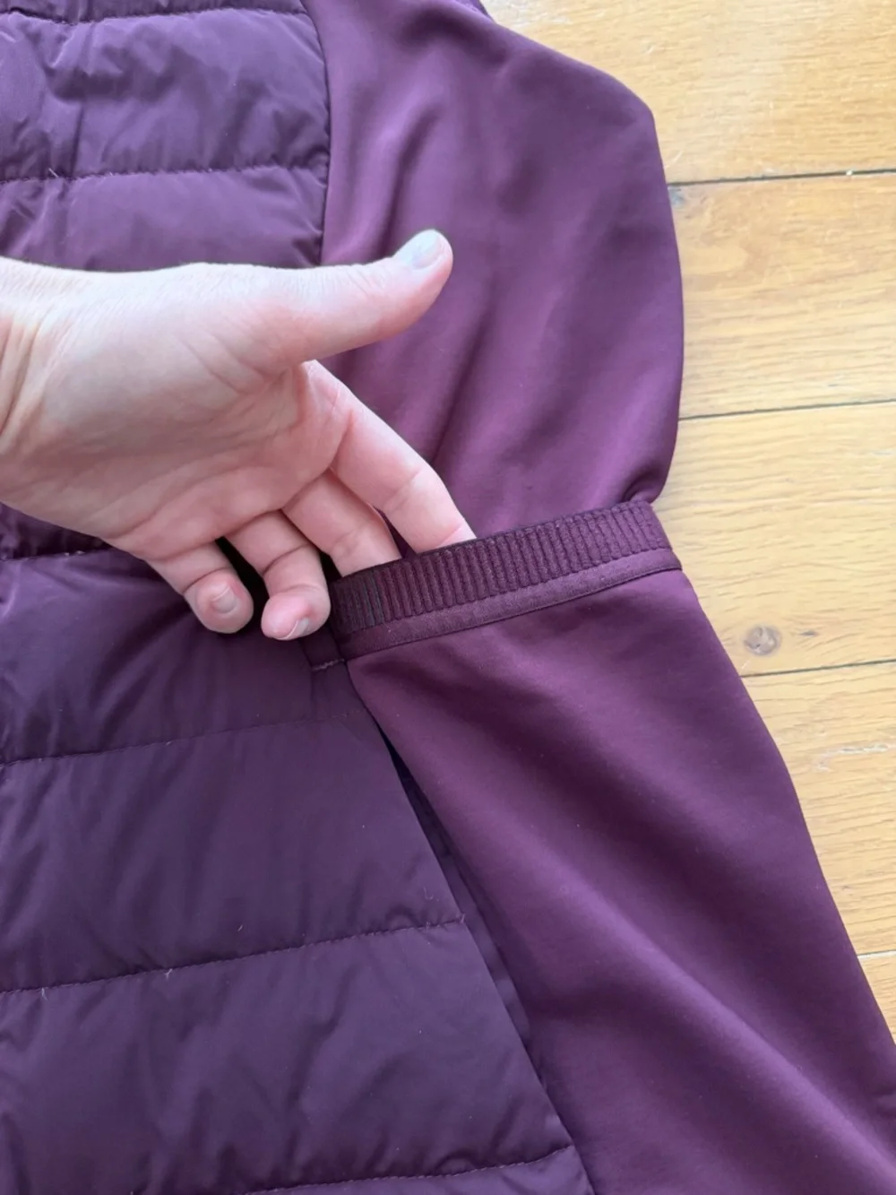 Lululemon Down for it All Vest Size 10 Full Zip Goose Down Maroon - Picture 10 of 11